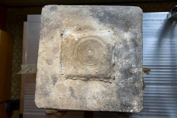 The lead box, believed to have been placed by cadets in the ba<em></em>se of a monument, actually co<em></em>ntained six silver American coins dating from 1795 to 1828 and a commemorative medal.
